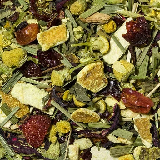 Farbenfrohes Foto der Camillo Bio Kräutertee-Mischung mit Kamille, Hagebuttenschalen, Hibiskusblüten, Zitronenschalen und natürlichen Orangen- und Vanillearomen